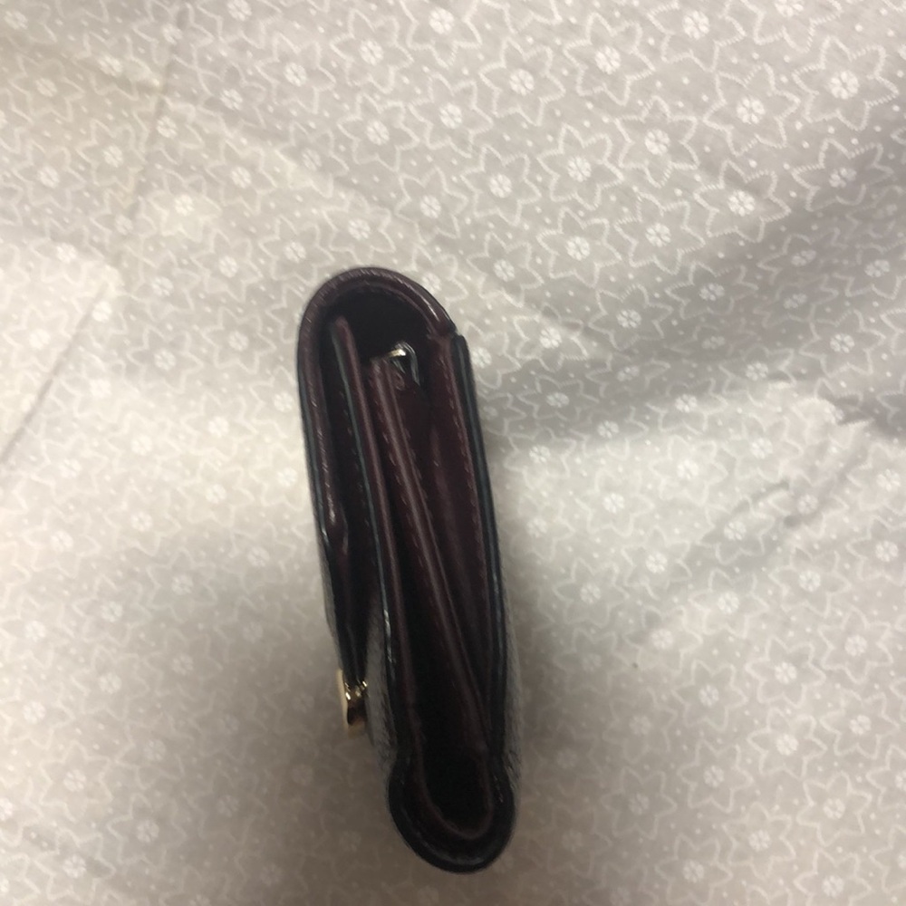 Kate Spade Trifold Wallet - Picture 6 of 10